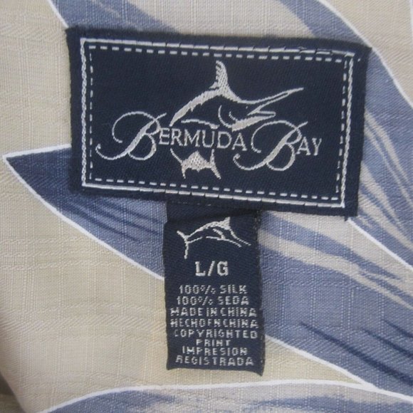 Bermuda Bay Vintage Men Hawaiian camp shirt p2p 24" L aloha luau tropical silk - Picture 9 of 9